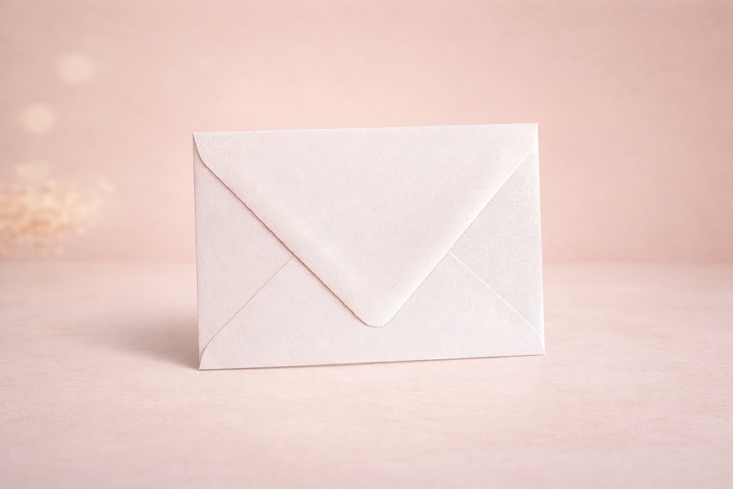 đ Celebrate with Sparkle: The Cupcake Birthday Card â¨